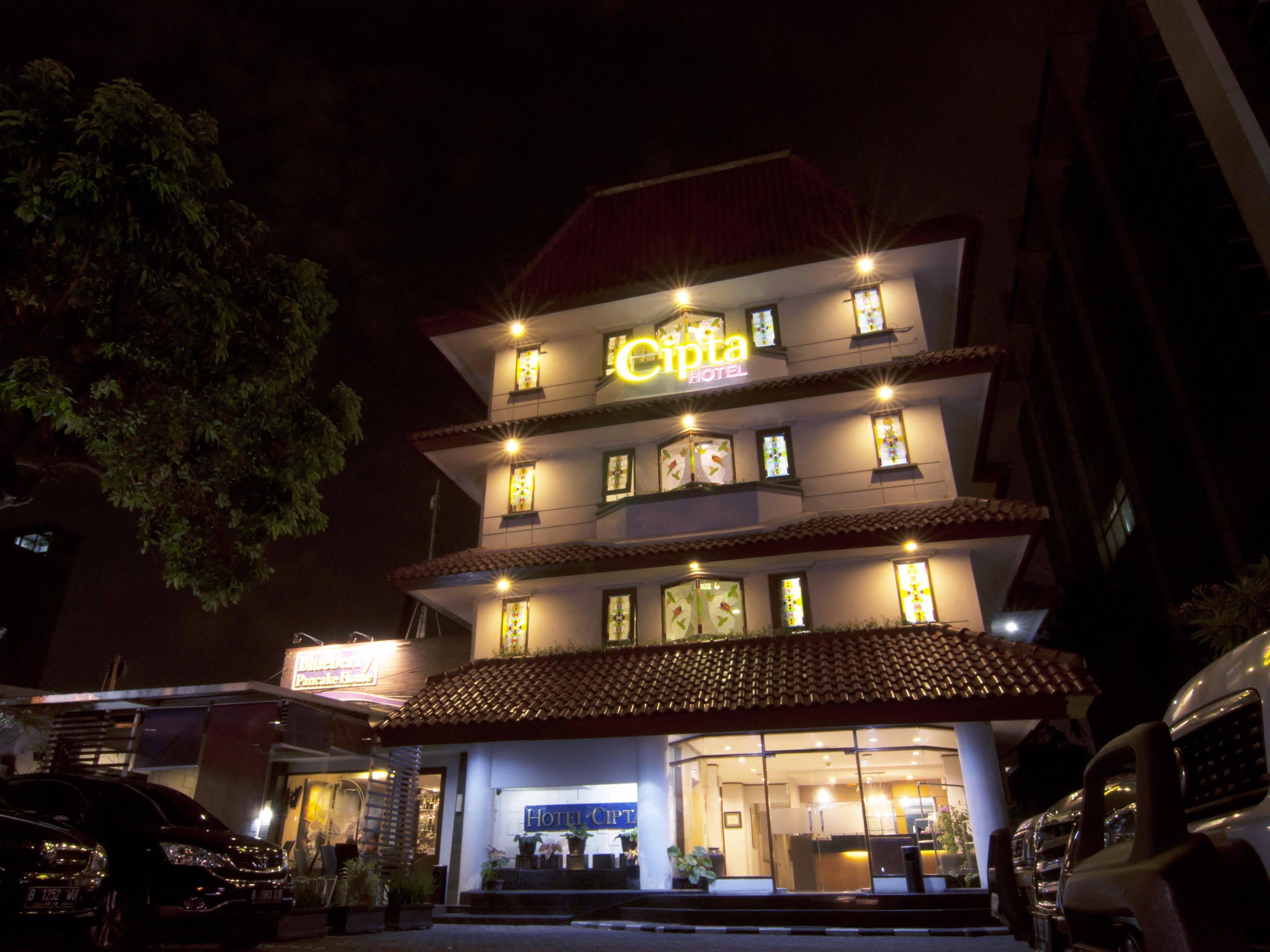 Cipta Hotel Wahid Hasyim Yakarta Exterior foto