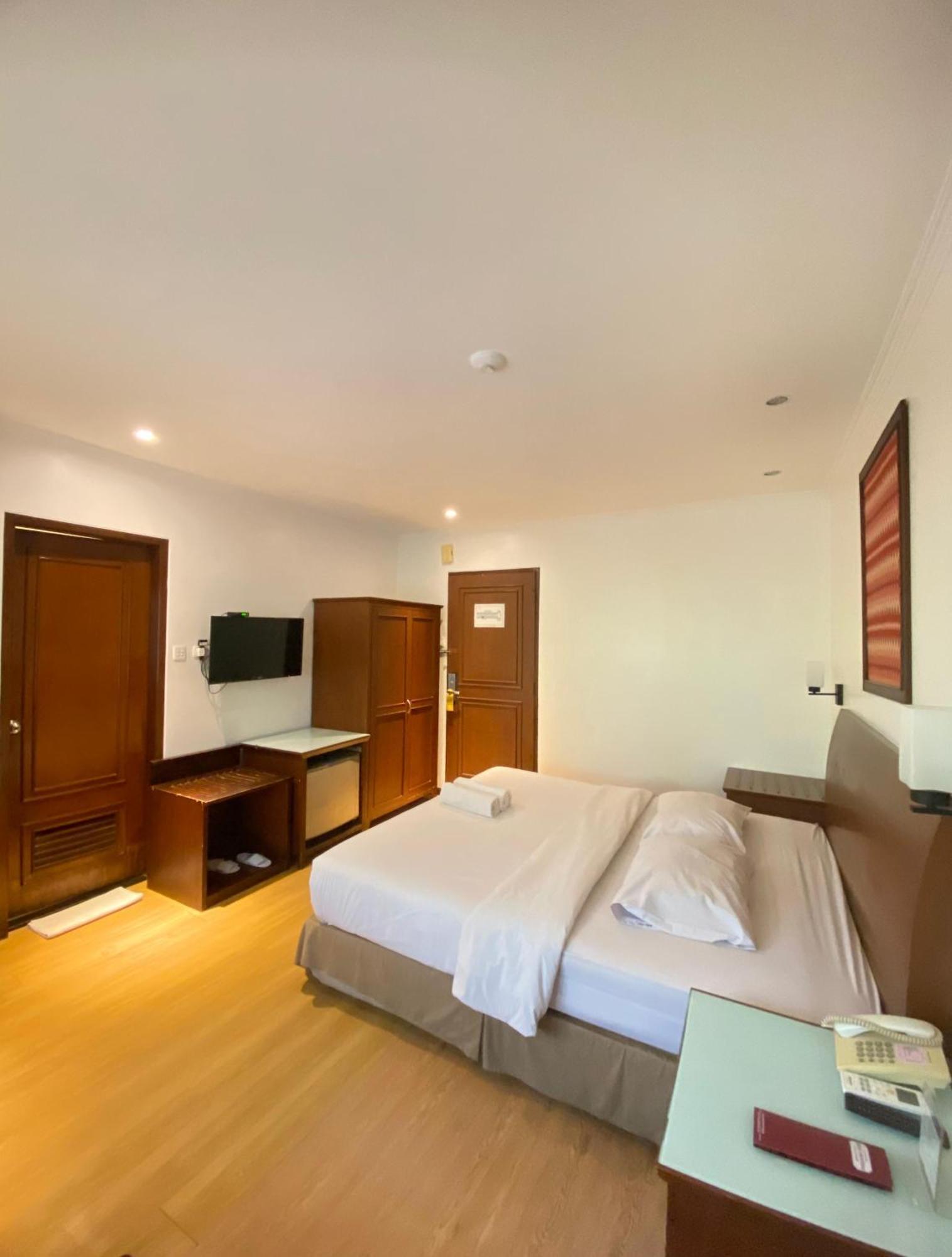 Cipta Hotel Wahid Hasyim Yakarta Exterior foto